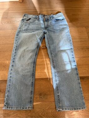 Ariat Men's Medium Blue Denim Jeans - Classic Straight Fit